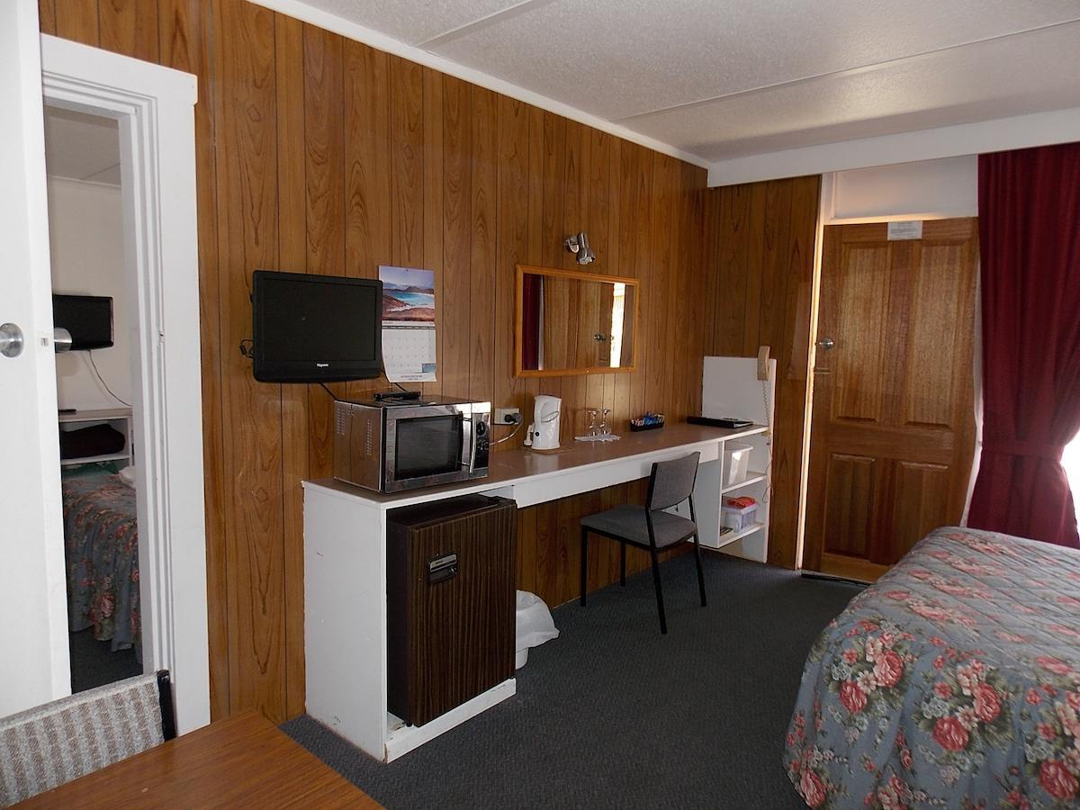Heywood Motor Inn Экстерьер фото